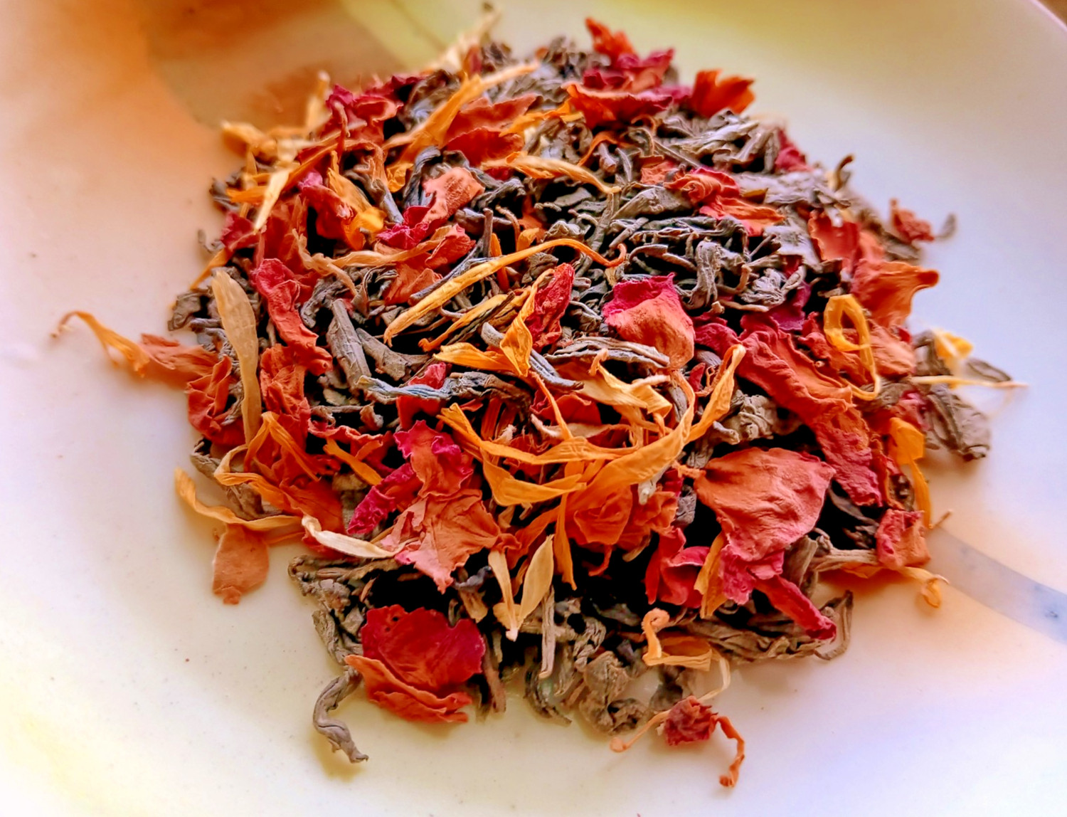 Sencha & Chun Mei Green Tea Blend with Lavender, Rose & Calendula Petals 1/2 Oz