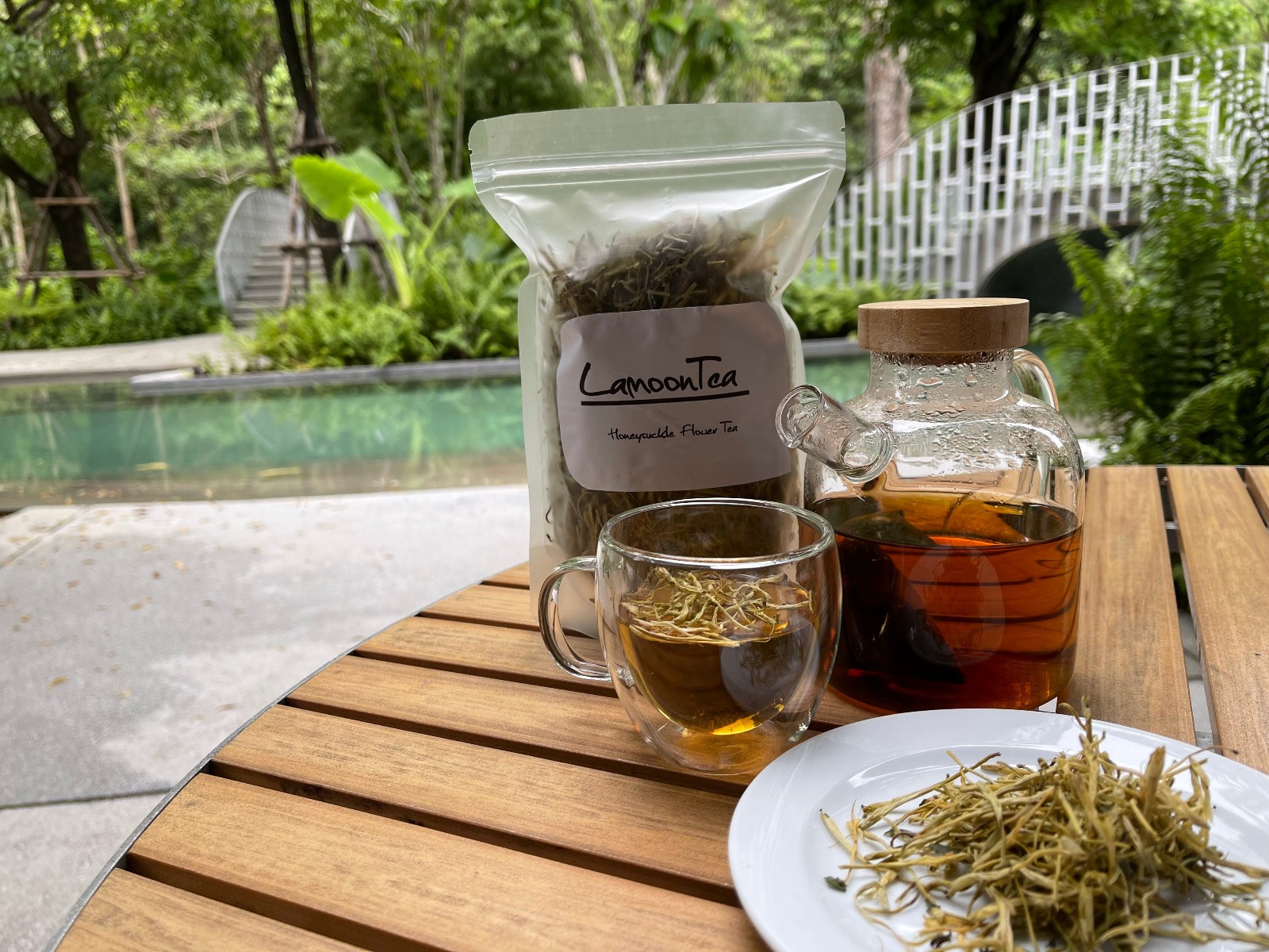 HoneySuckle Flower Dried Herb Herbal Powder Tea Stamen Pollen | LAMOON TEA