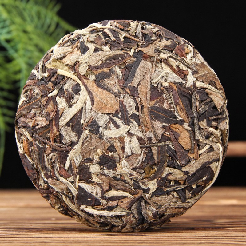 Yunnan Yue Guan Bai Puer MoonLight 100g Yunnan White Tea Buds Raw Ancient Tree