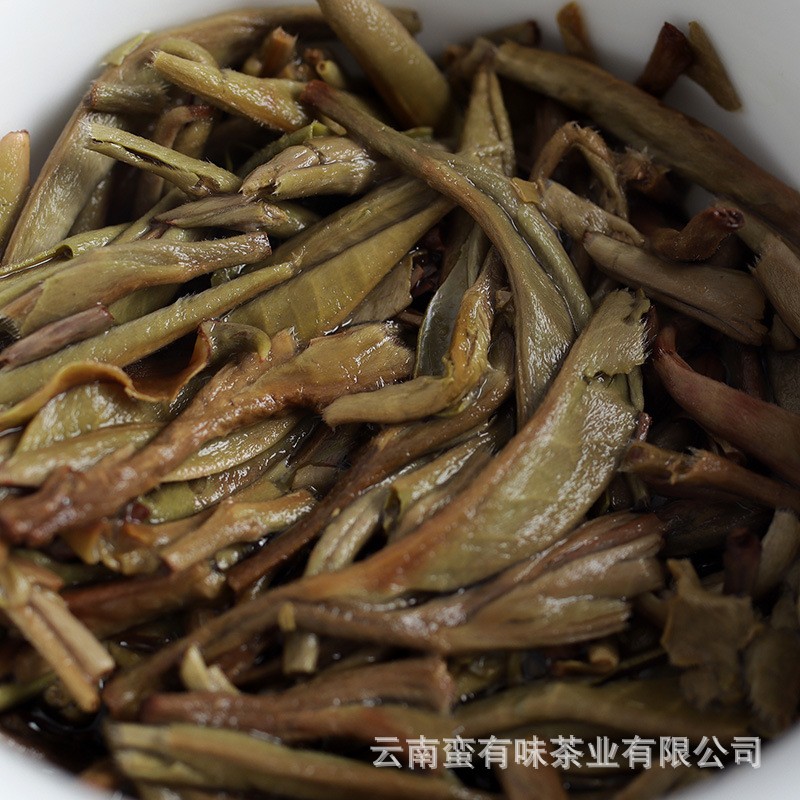 500g Yunnan 2024 Ancient Tree Silver Needle Bulk White Tea Small Square Pieces