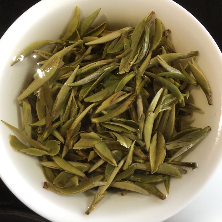 Organic White Tea Bai Mu Dan Peony Natural Premium Cake 300g