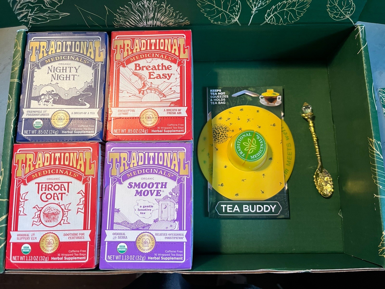 Tea Set Traditional Medicinals Organic Teabags, Tea Buddy + Gold Tea Spoon