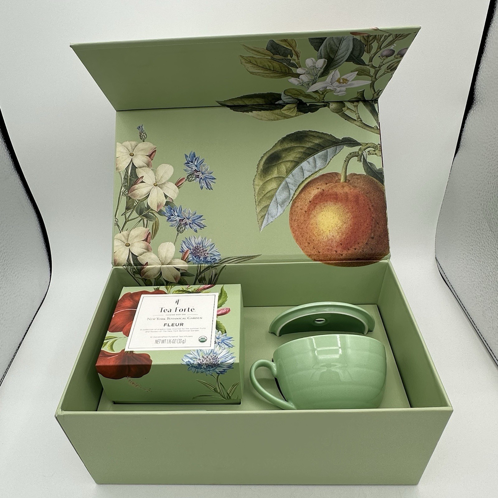 Tea Forte Fleur Gift Set with Cafe Cup Tea Tray and 10 Handcrafted Tea Infusers