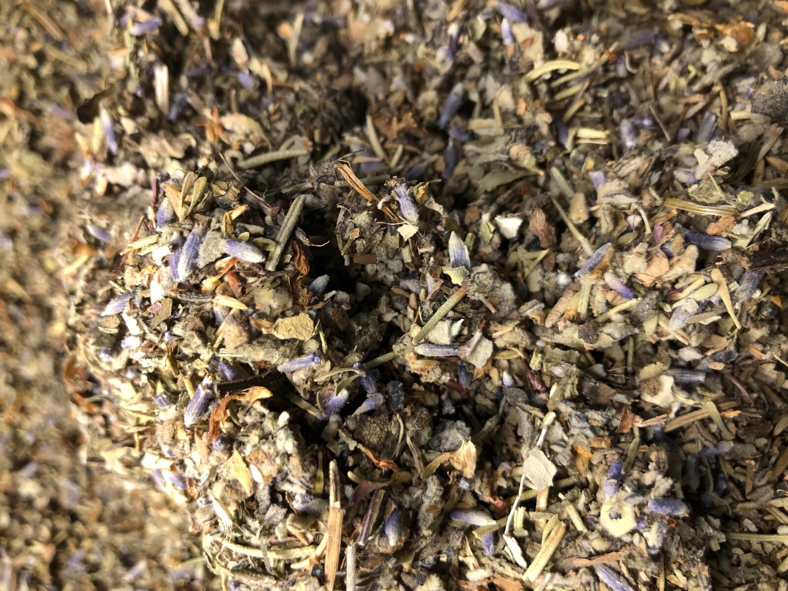 Rosemary Coltsfoot Red Clover Thyme Lavender Mullein No.27 Herb Mixture Blend