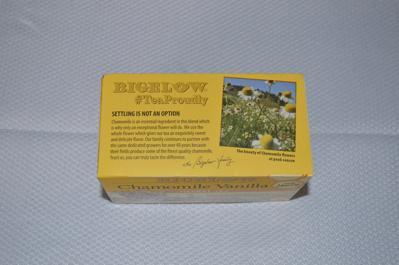BIGELOW ~ CHAMOMILE VANILLA AND HONEY ~ HERBAL TEA ~ CAFFEINE FREE ~ 20 TEA BAGS