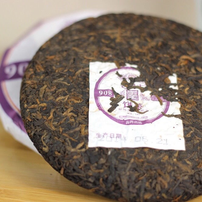 Yunnan Haiwan”Lao Tong Zhi” 908 Menghai Pu Erh Tea Cake 141 Puer Cooked Tea 200g