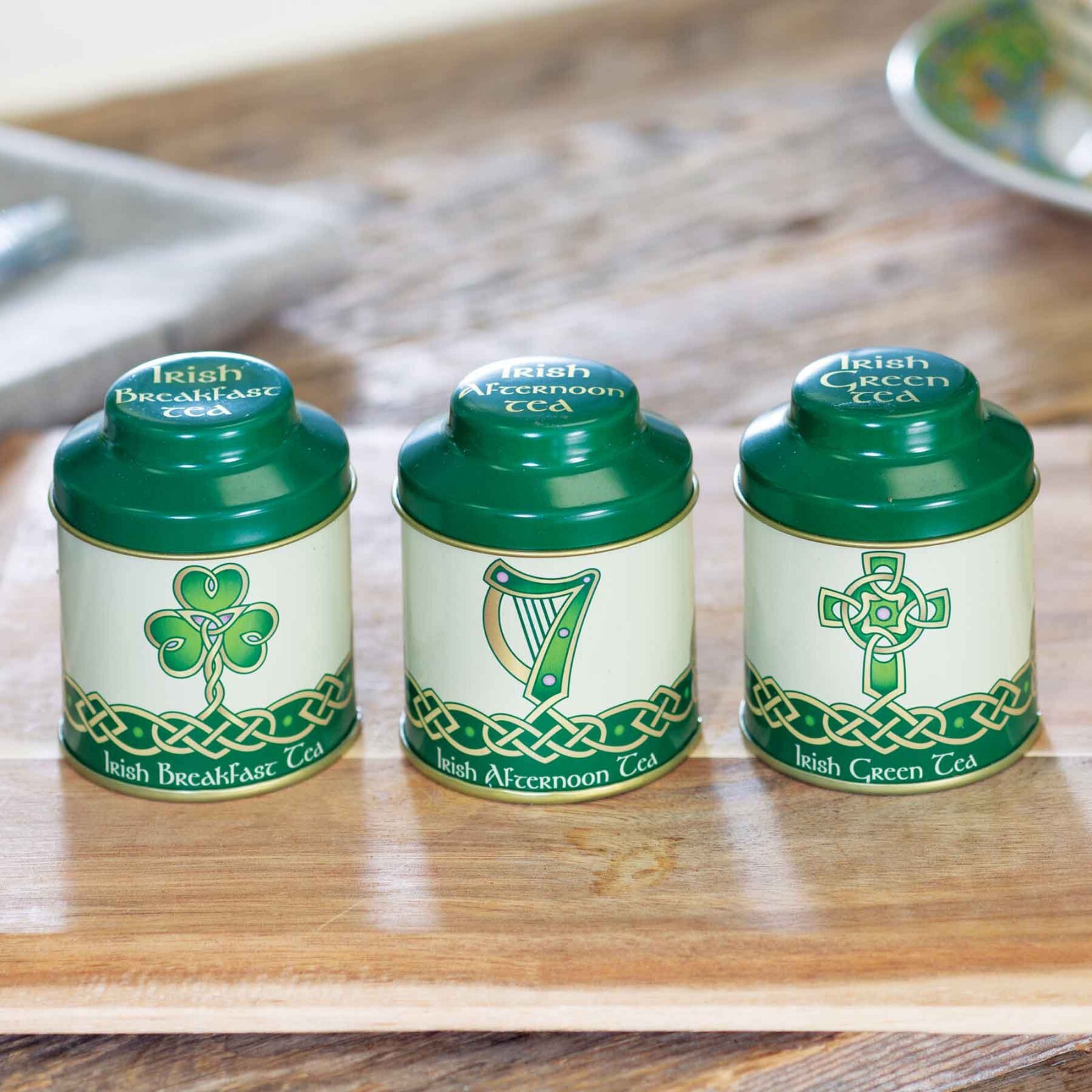 Tea Time in Ireland – Irish Icons Emblems 20g Set of 3 Tin Tea by Royal Tara