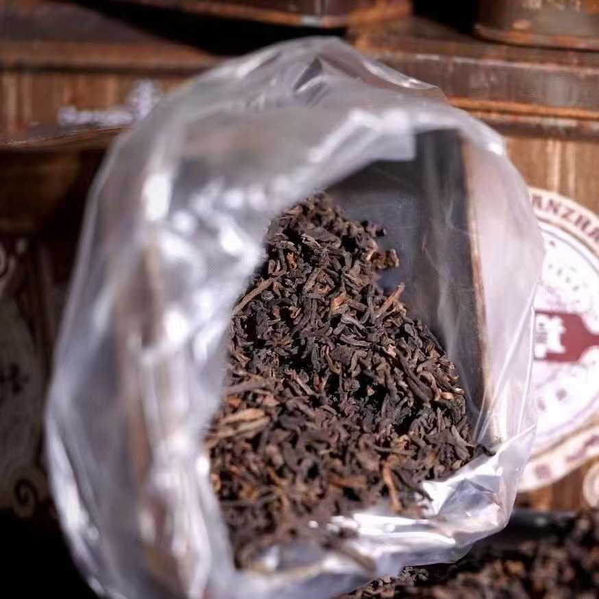 1999 Huayuan Tea Factory Golden Crown Banzhang Ripe Pu-erh Tea, 180g*2 Tin, from