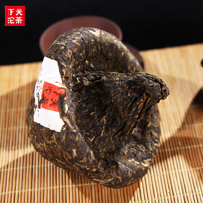 Bao Yan Jin Cha * 2014 Xiaguan Flame Tibetan Mushroom Shaped Pu’er Tea 250g Raw