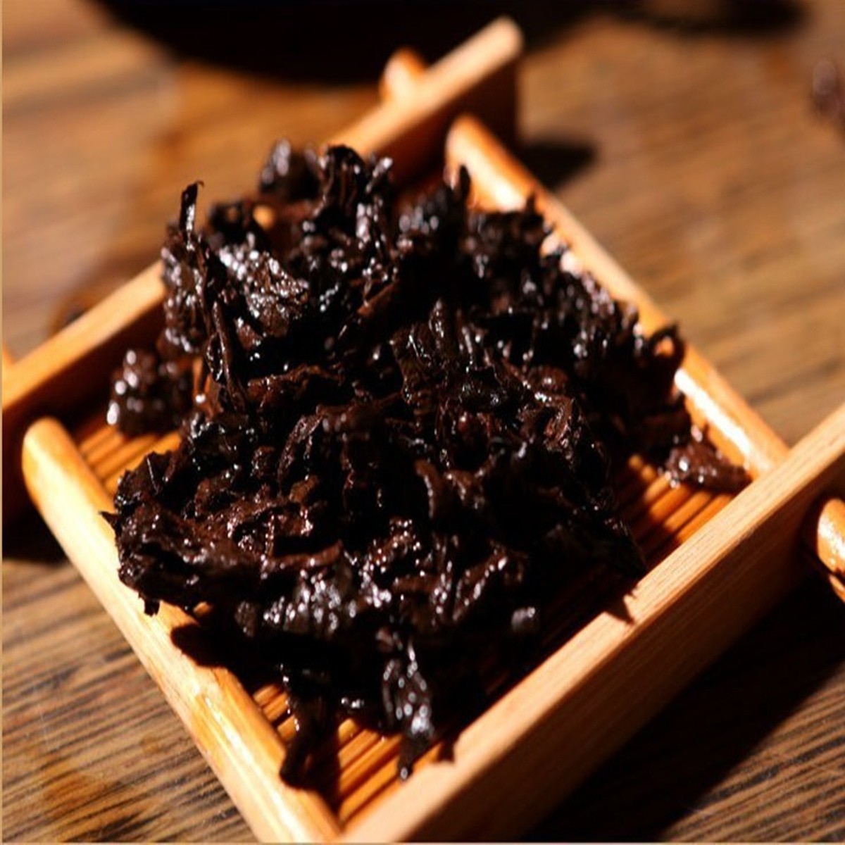 Yunnan Organic Ripe Pu-erh Tea 100g Menghai Old Tree Natural Loose Leaf