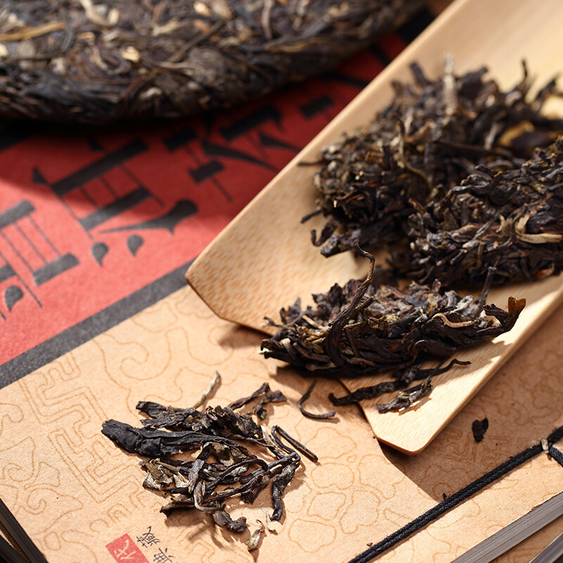 2011 Yunnan Menghai Dayi 8582 Shen Pu-erh Tea TAETEA Pu’er Raw Puer Tea 357g