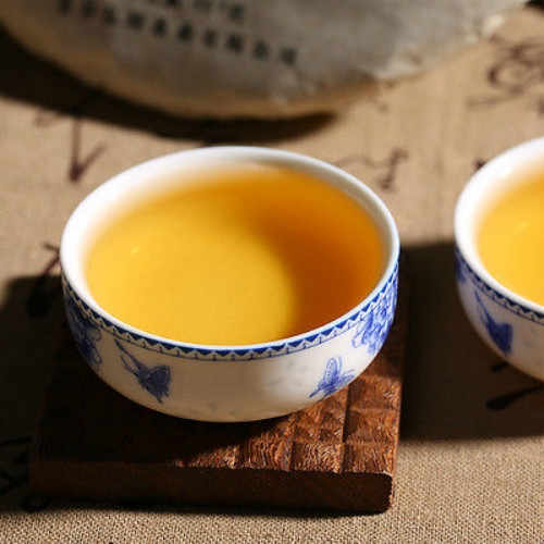 Pu-erh Tea Raw Sheng Yunnan Menghai Green Tea Cake Natural Premium 357g