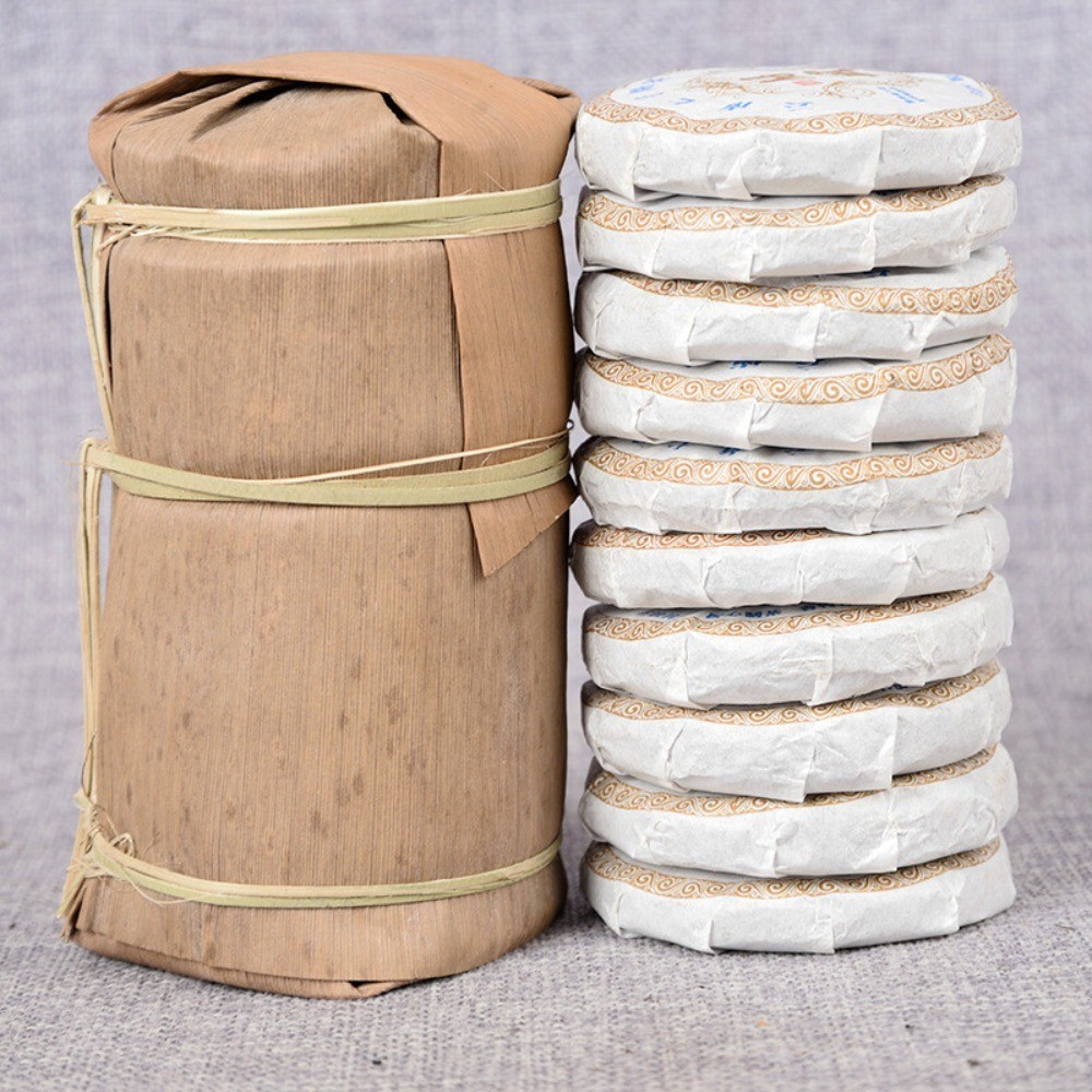 Yiwu Raw Puer Tea Cake 50g – Yunnan Healthy Drink Tea