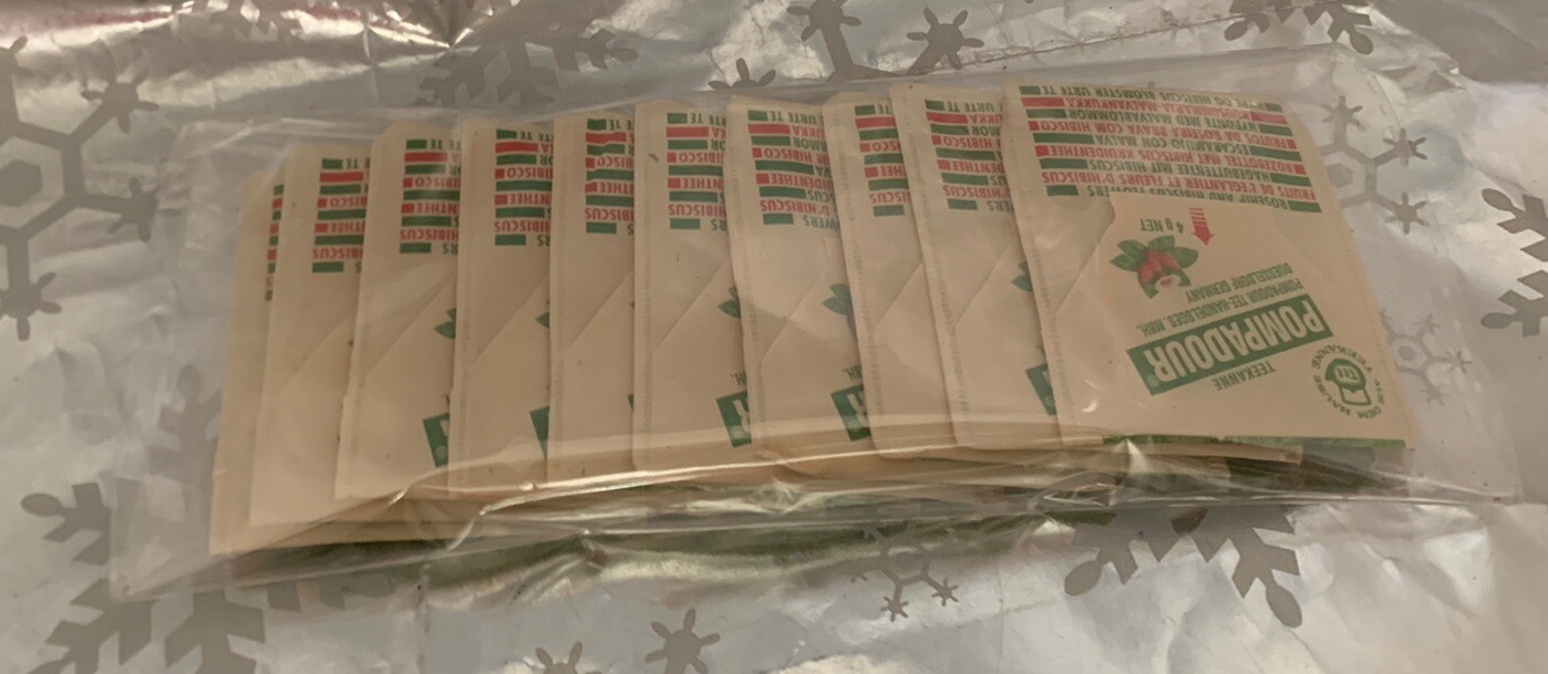 ❤️Vintage pompadour tea bags, Sealed package Of 10 TEEKANNE