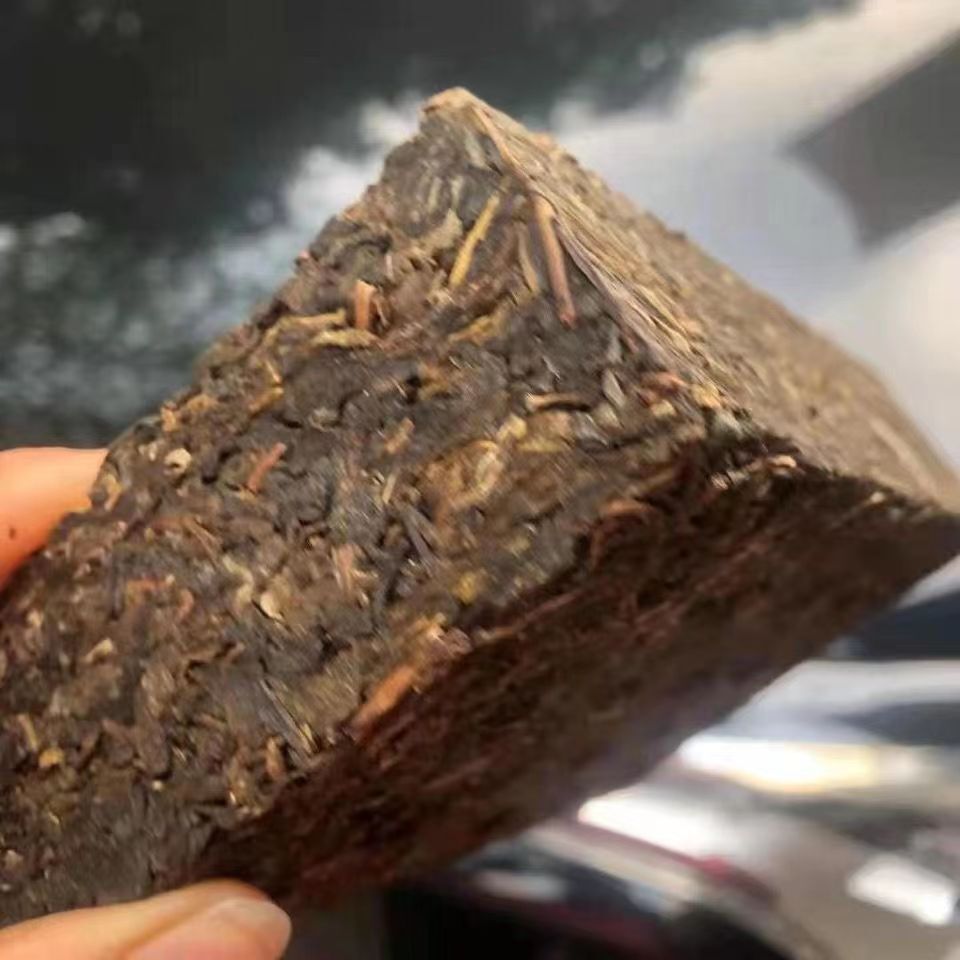 2003Yunnan Pu’er Tea Banzhang Spring Puer Raw Tea Brick Old Puerh Tea 500g