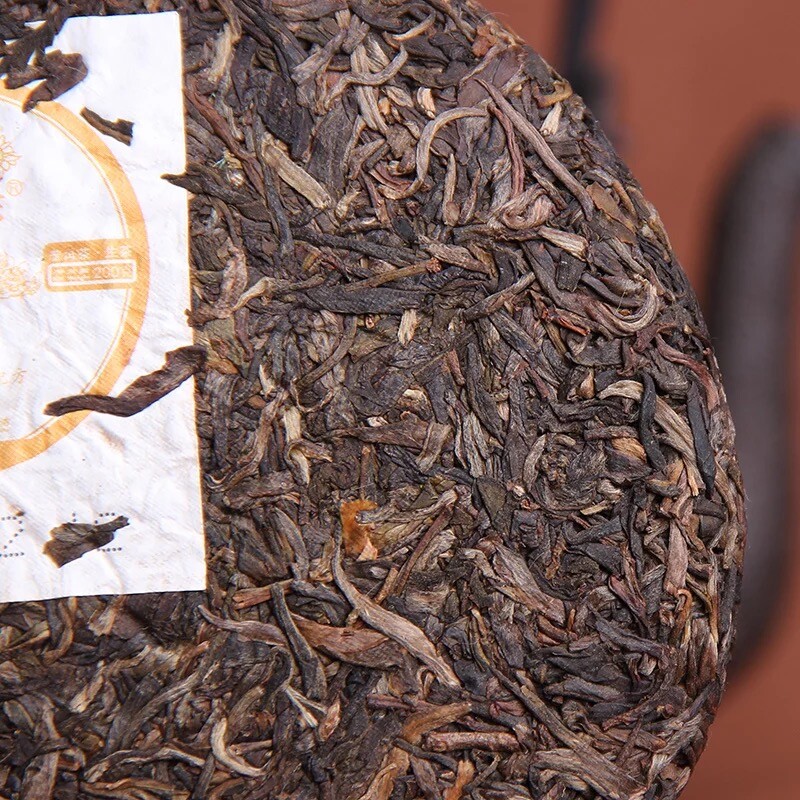 Haiwan Lao Tong Zhi Old Comrade 918 Pu’er Tea Cake 2013 200g Puer Raw Puerh Tea
