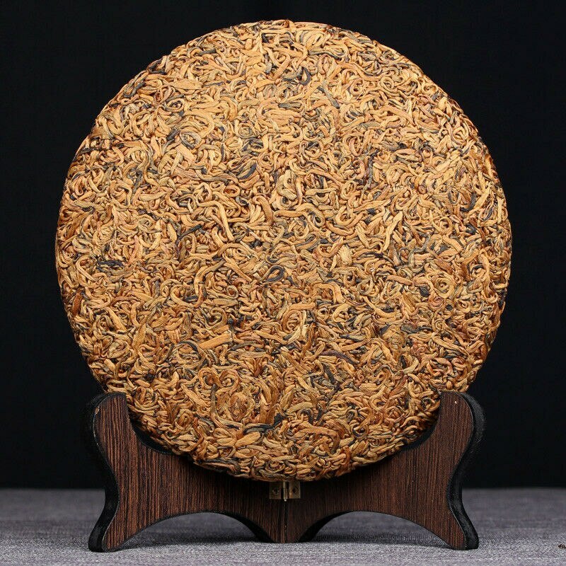 Nonpareil Yunnan Honey Flavor Golden Buds Dian Hong Black Tea Cake 357g