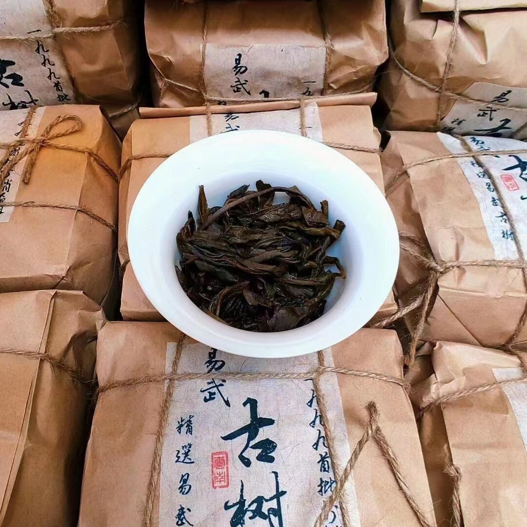 1999 Yunnan Loose Leaf Old Pu’er Tea Yiwu Aged Pu-erh Raw Tea Shen Puerh 300g
