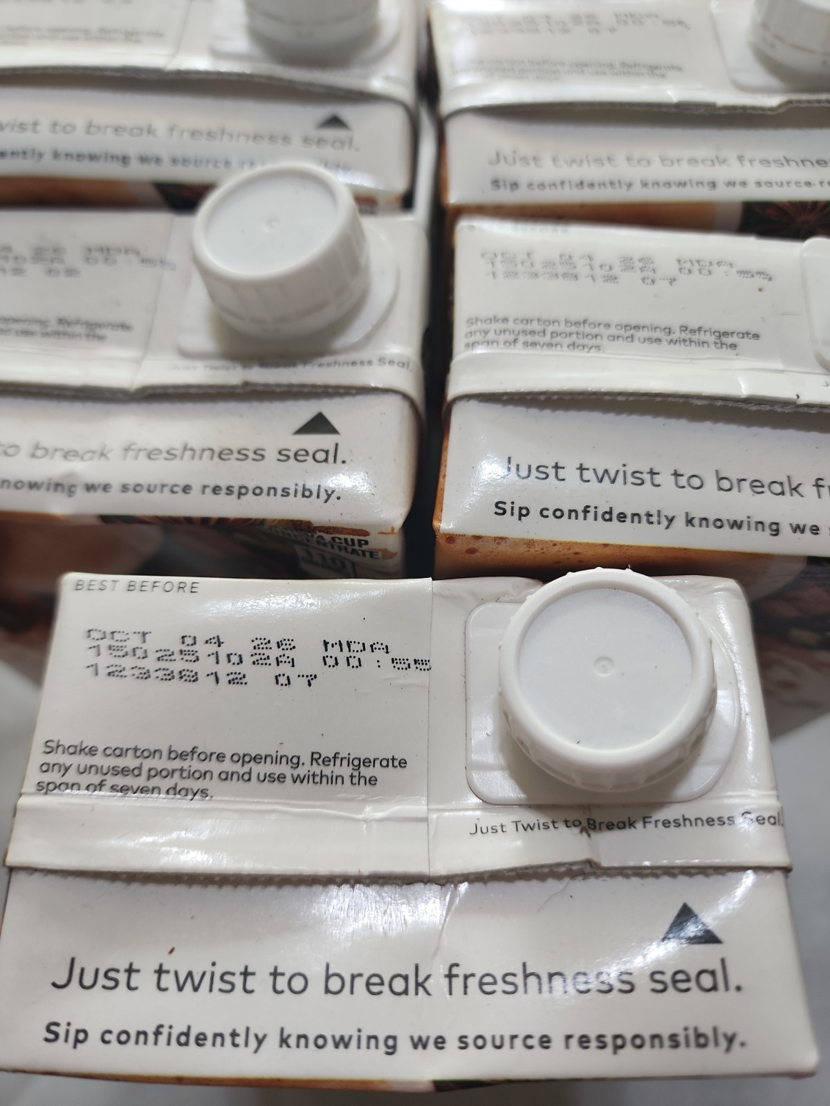 Tazo Concentrate Chai Latte black tea/cinnamon/ginger/cardamom/Vanilla (5X32Oz)