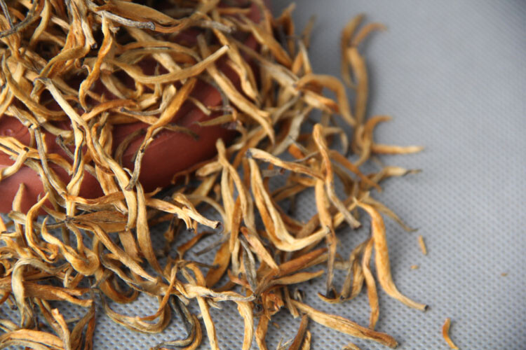 New Chinese Yunnan Black Tea Fengqing Dian Hong Golden Buds Dianhong 250g