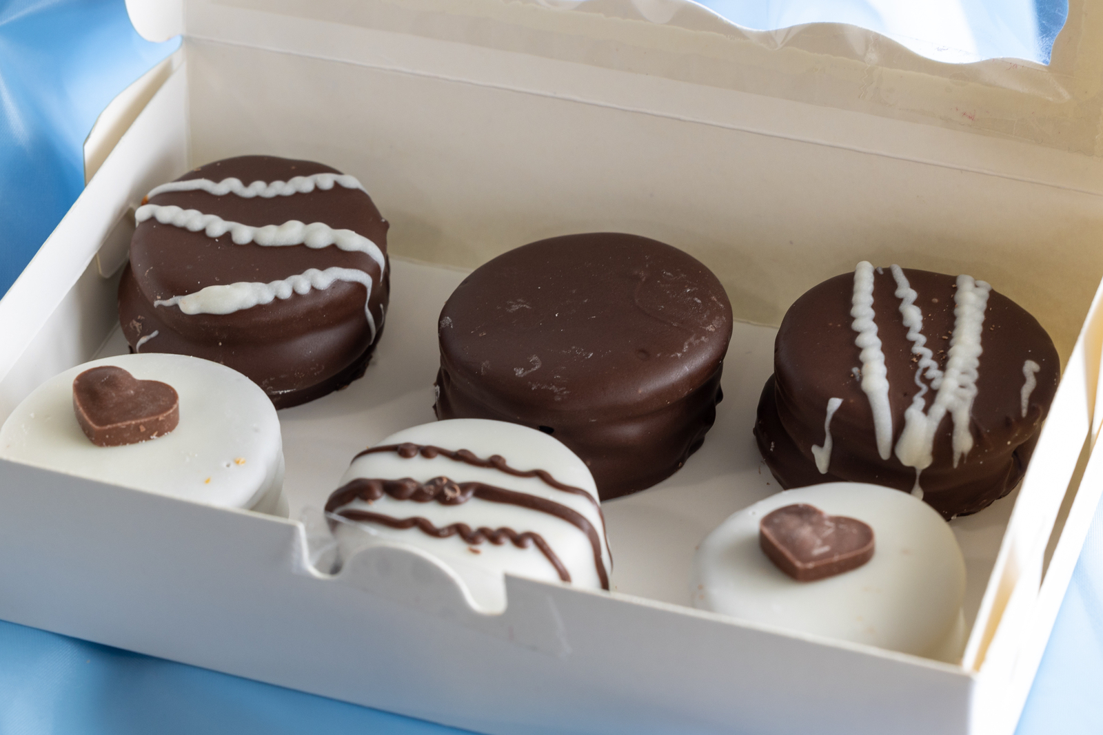 Traditional Argentine Alfajor