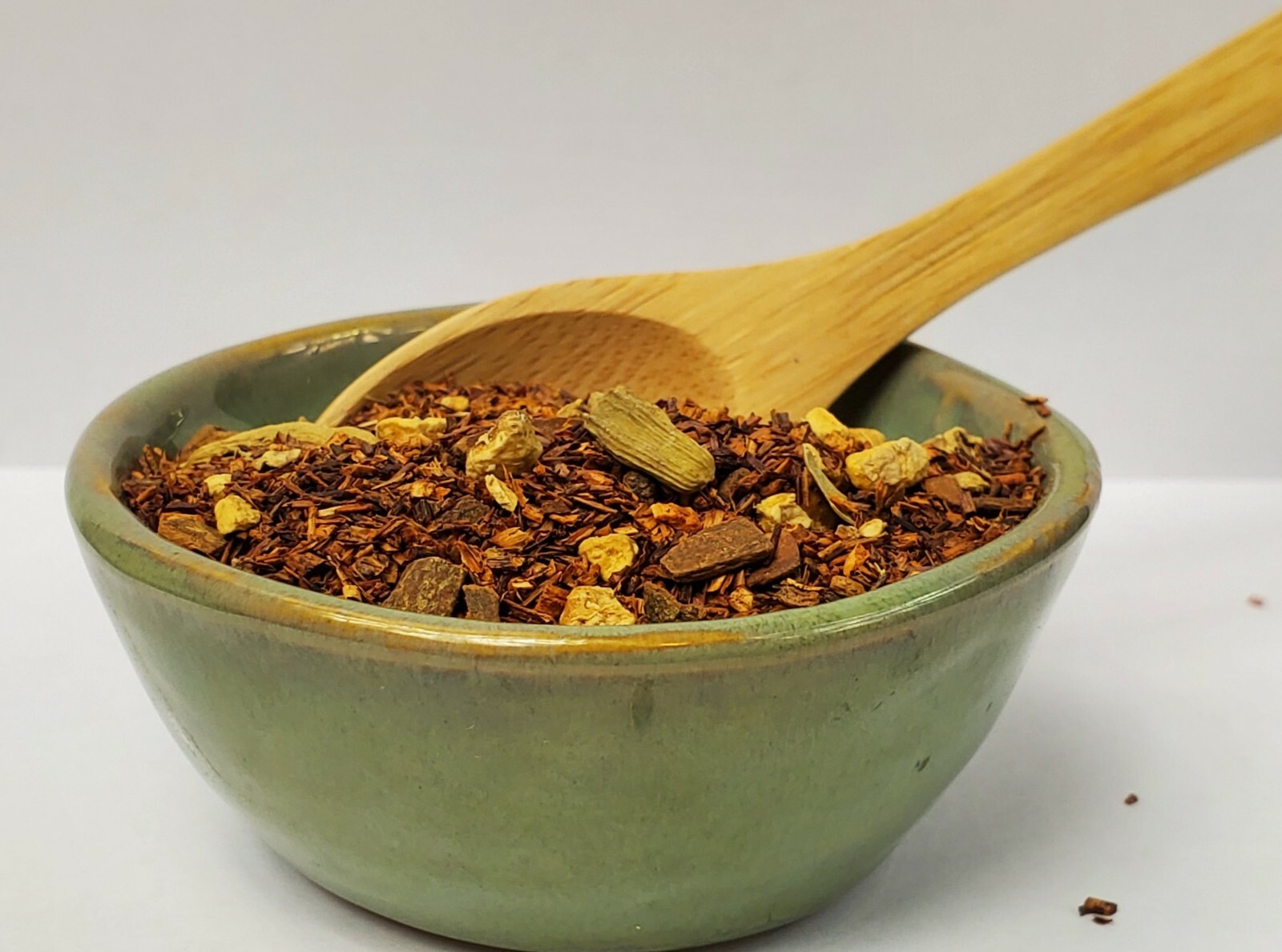 Chai Latte Herbal Blend Loose Leaf Tea Rooibos Ginger Cinnamon Cardamom