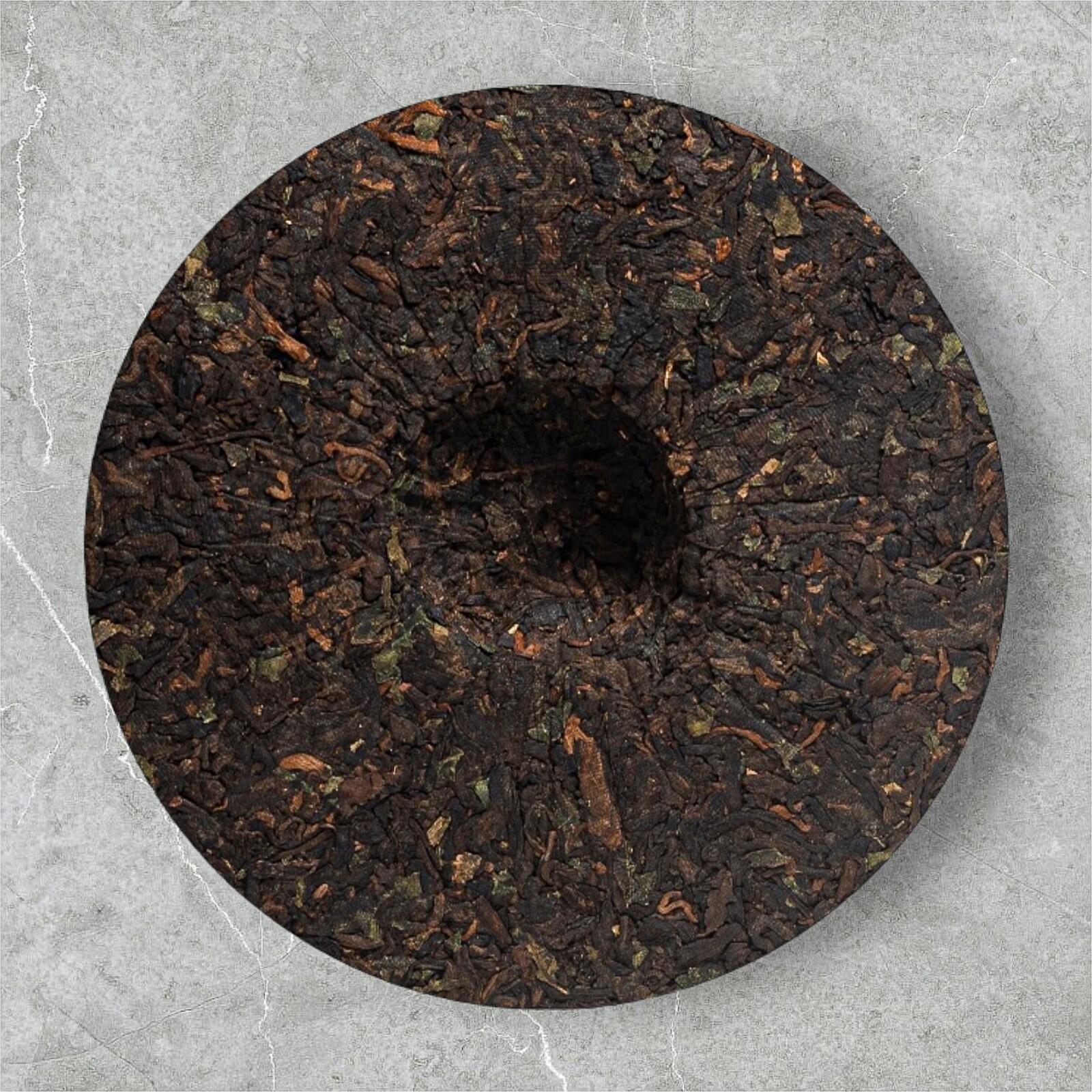 Golden Sip Shu Puer Ripe Tea Cake Compressed Fermented Nuoxiang Cha Bing Puerh