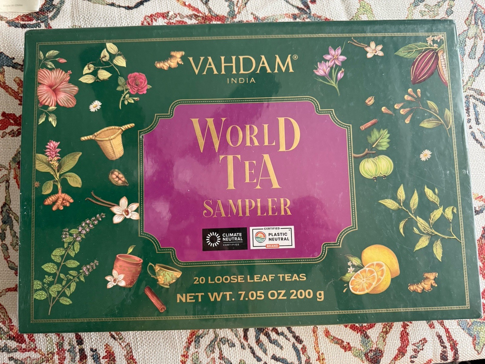VAHDAM Black Tea Sampler 20 Loose Leaf Tea Flavors Gift Set -New Sealed