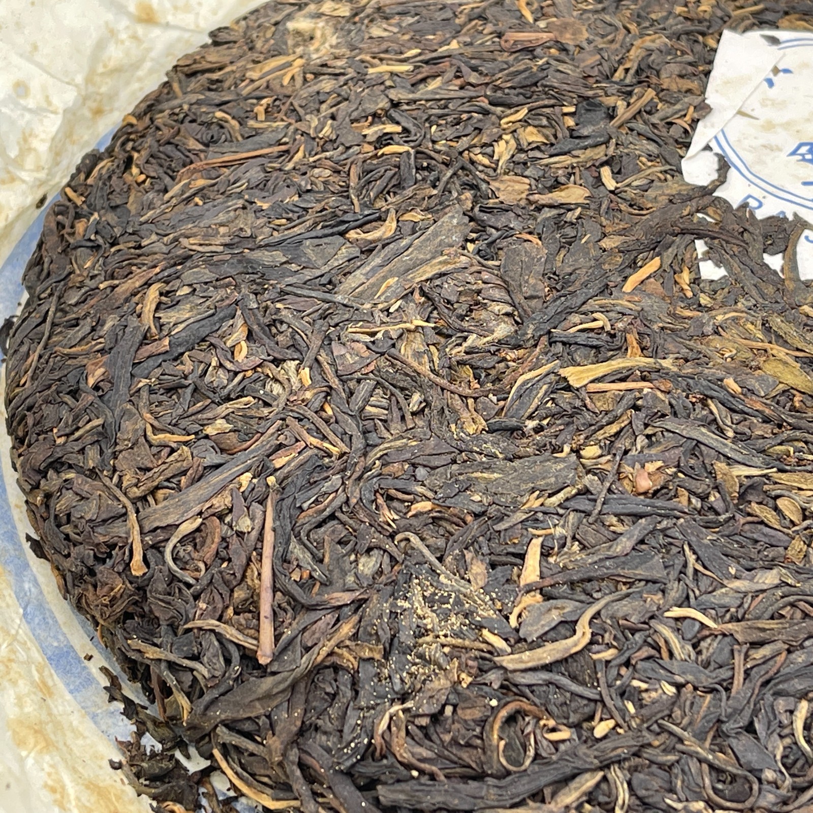 Octagonal Pavilion 2008 Qiaomu Ancient Tree Raw Pu-Erh Tea (Blue Classic) – 357g