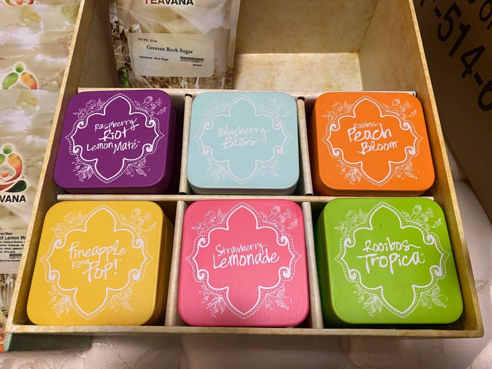 Teavana Exotic Blends Collection Box Set 6 rare popular teas and collector tins
