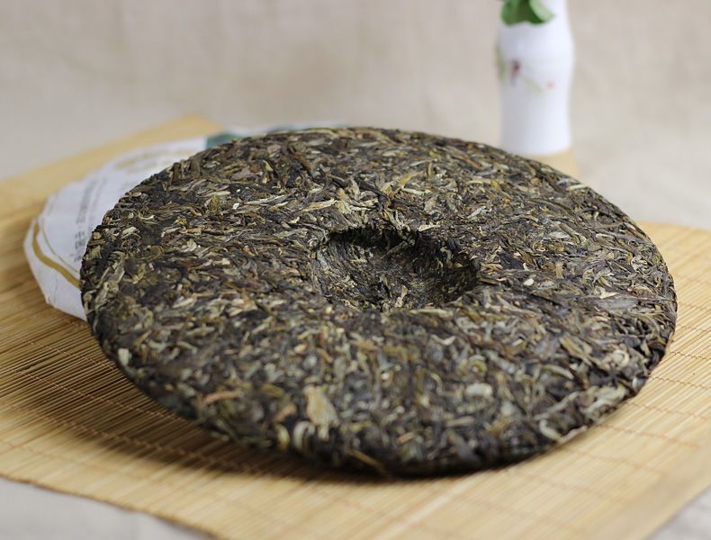 2014 Haiwan High Mountain Ancient Tree Old Comrade 141 Pu-erh Raw Puer Tea 500g