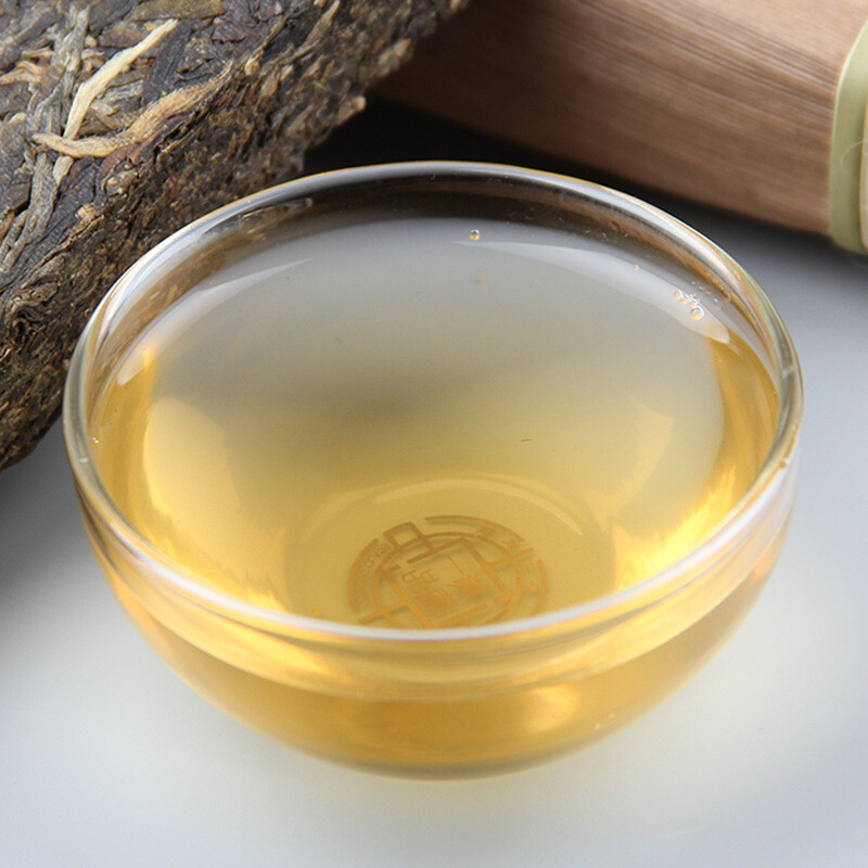 Yunnan Menghai 8582 Raw Pu Erh Tea Brick Sheng Pu Erh Aged Tea 250g