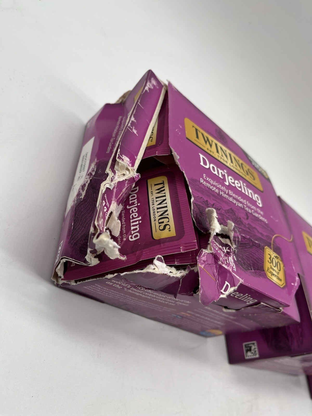 Twinings Darjeeling Tea 250 Bags 5x50ct Box Damage