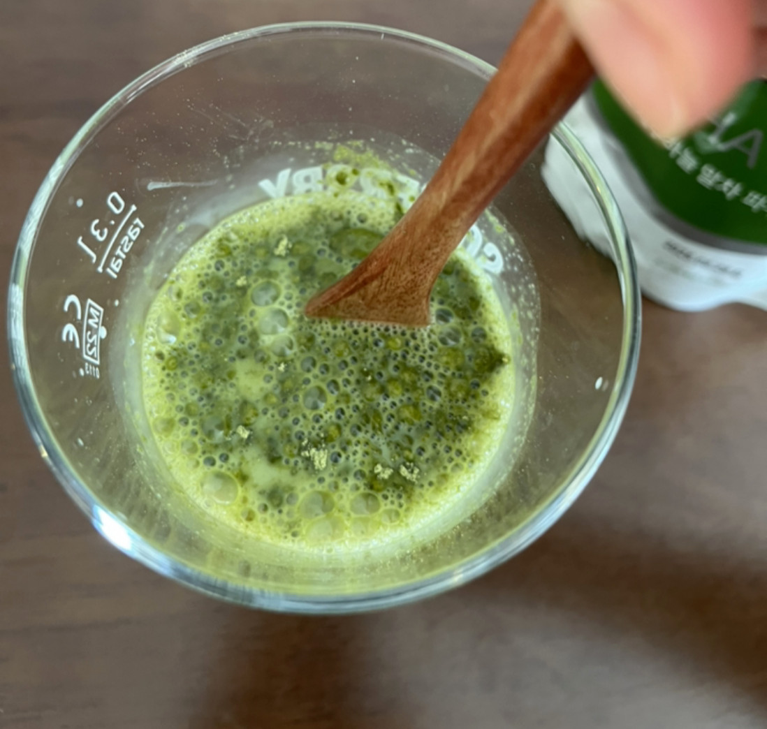 I’myo Jeju Matcha Green Tea Powder 500g 17oz. / Latte, Yogurt, Ice Cream, Baking