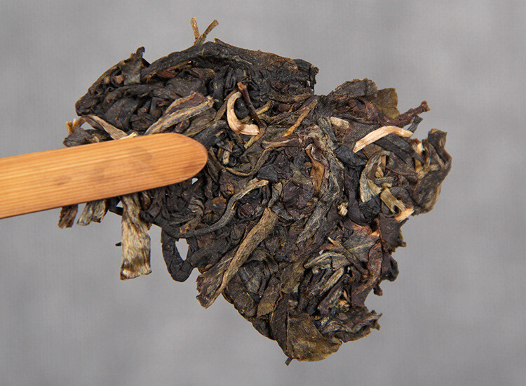 2017 Yr Nan Nuo Shan Qiao Mu Qi Zi Yuan Cha Collection Menghai Raw Puer Tea 357g
