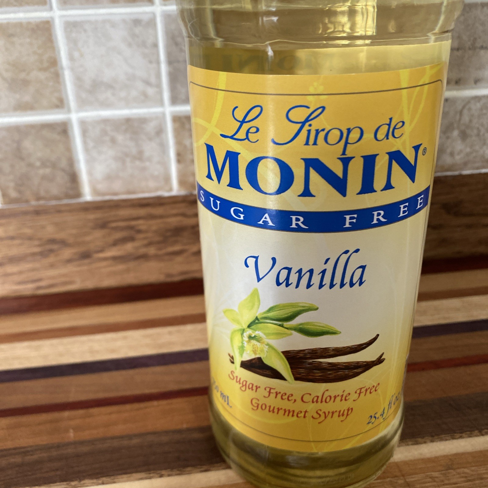 Monin Sugar Free Vanilla Syrup – Bottle 25.4 Ounces Gourmet Syrup, ￼vanilla
