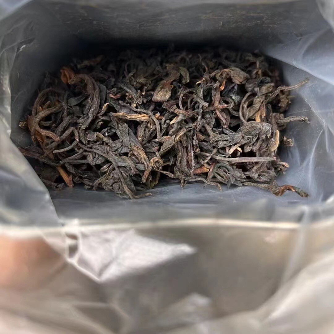 Pu-Erh tea,1993,Yuanxing Tea House,野喬木Wild Joemu,120g,Raw
