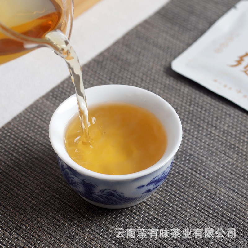 500g Yunnan 2024 Ancient Tree Silver Needle Bulk White Tea Small Square Pieces
