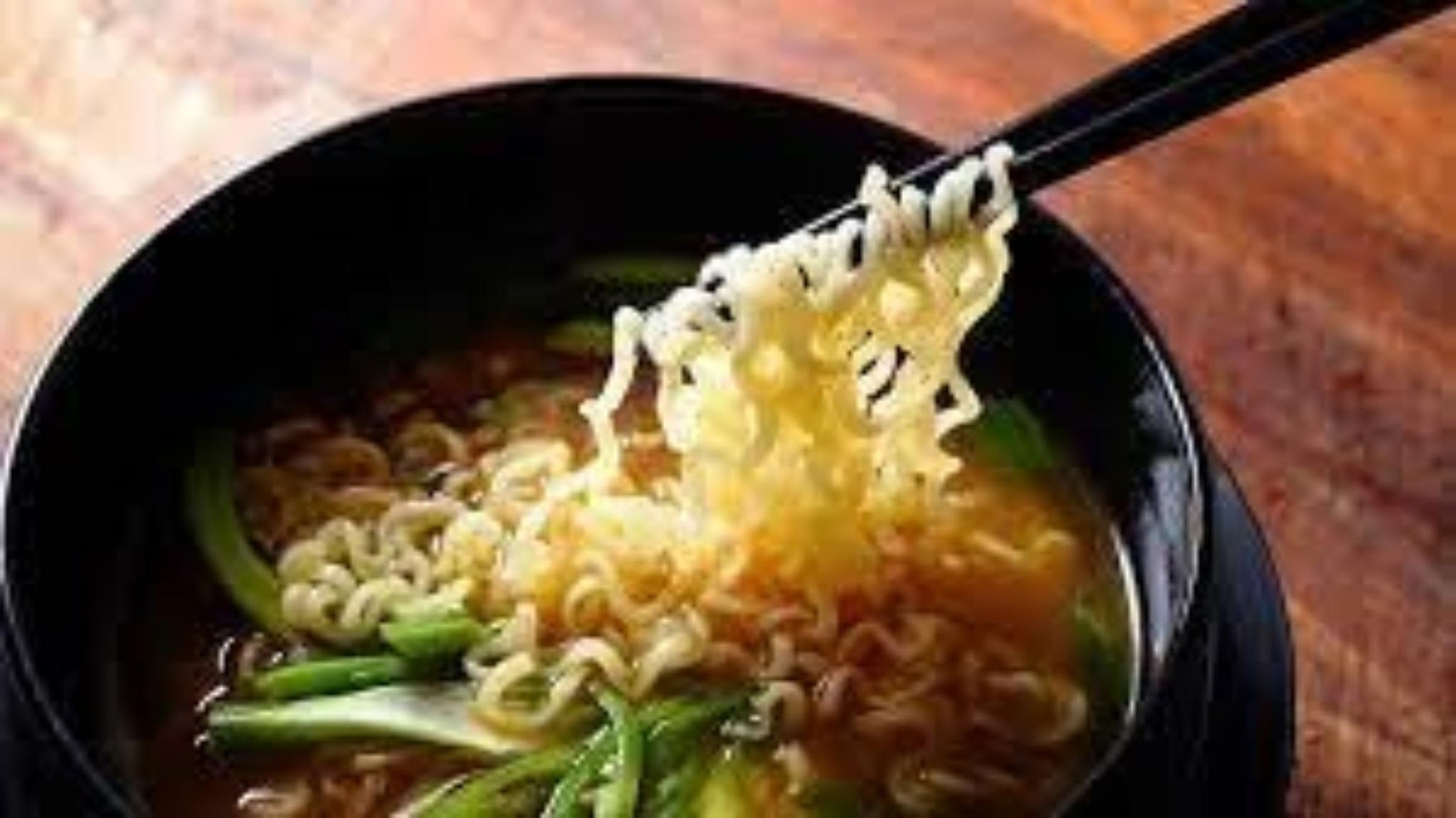 Brazilian Corner Nissin Ramen Instant Noodle Flavors 2.64Oz | Miojo Macarrão Ins