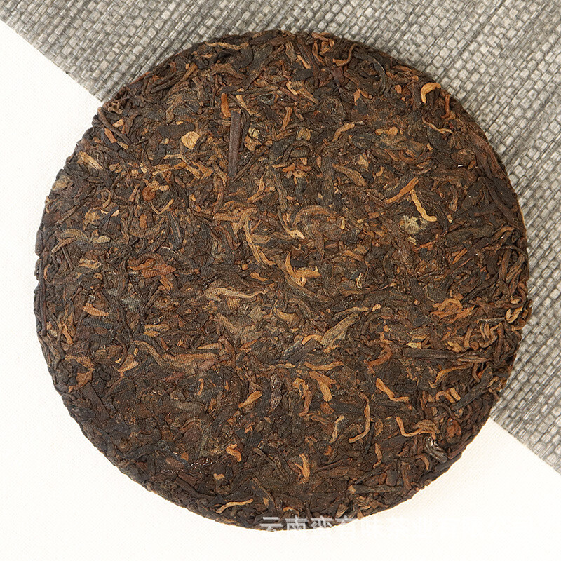 100g Yunnan Menghai Ripe Pu’er Tea Golden Needle White Lotus Ripe Cake Palace