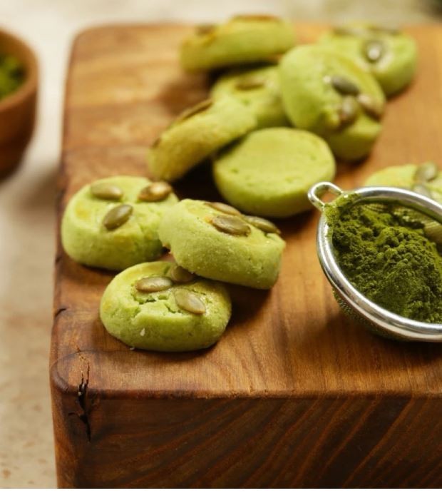 Pure Premium Grade Matcha Green Tea Powder delicate fragrant aroma 100 grams