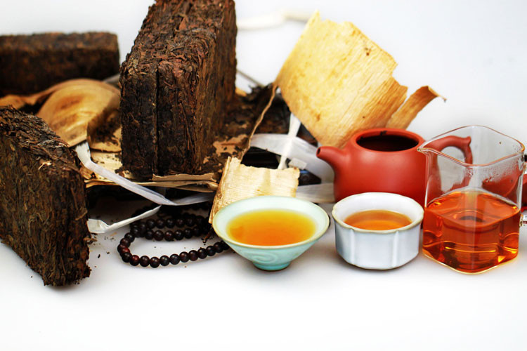 250g Aged Ripe Pu-erh Tea Old Tree Shu Puerh Natural Agarwood Oud Flavor Tea