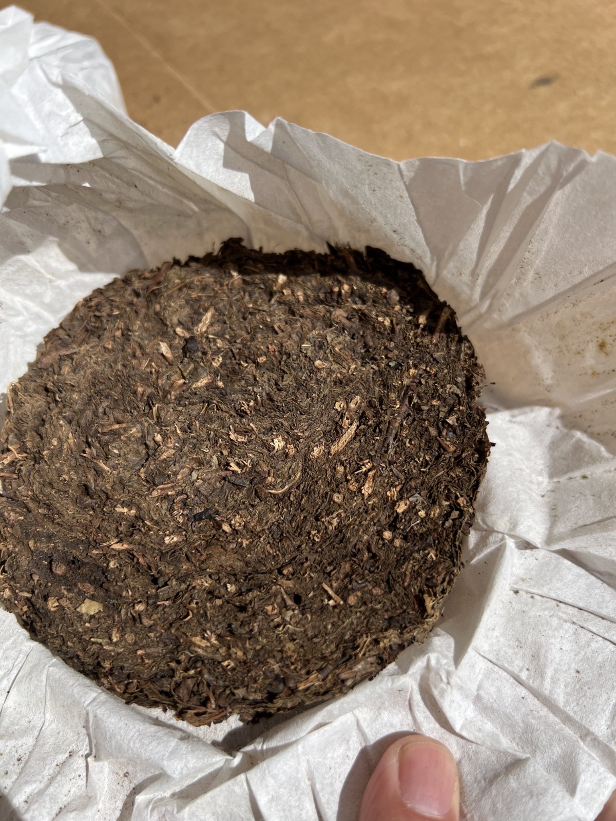 Lot of 4 Chinese Pu-erh Tea Cakes Year 2000’s NEW 150G 濂溪六洞千两茶