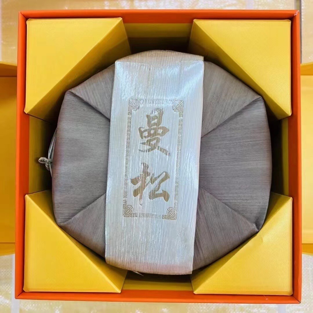 Pu-Erh tea,2024,Mansong Tribute Tea,357g,Raw