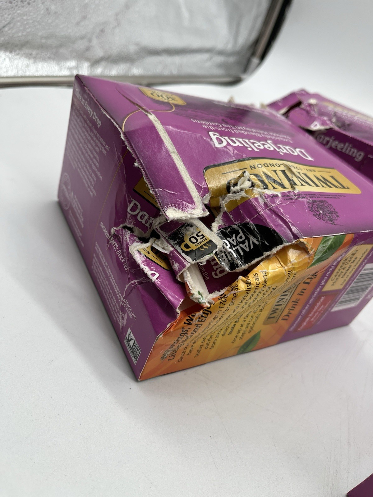 Twinings Darjeeling Tea 250 Bags 5x50ct Box Damage