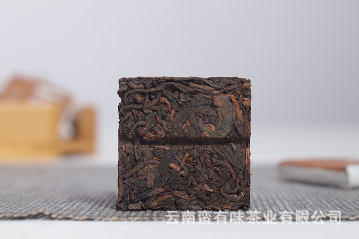 500g Yunnan Ancient Tree Pu’er Tea Ripe Tea Mellow Aroma Bulk Small Square Piece