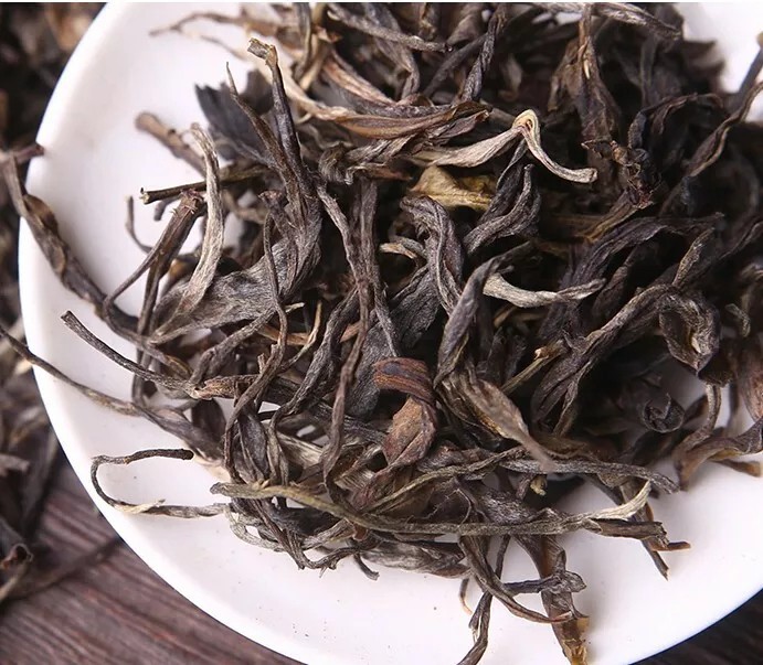 1000g MengHai Old BanZhang Puer Ripe Tea Brick Cooked tea Ancient Gold bud