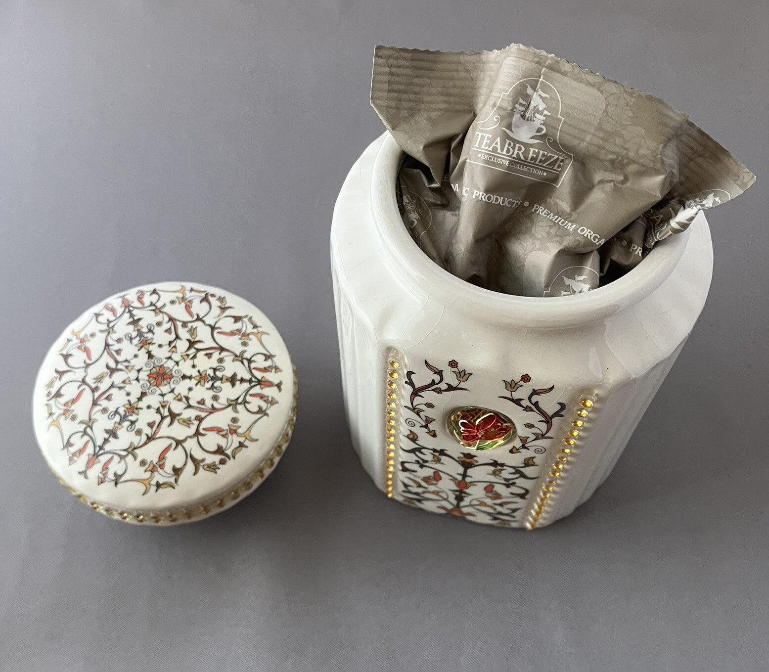 Teabreeze Organic Loose Tea with Collectible and decorative Ceramic Jar