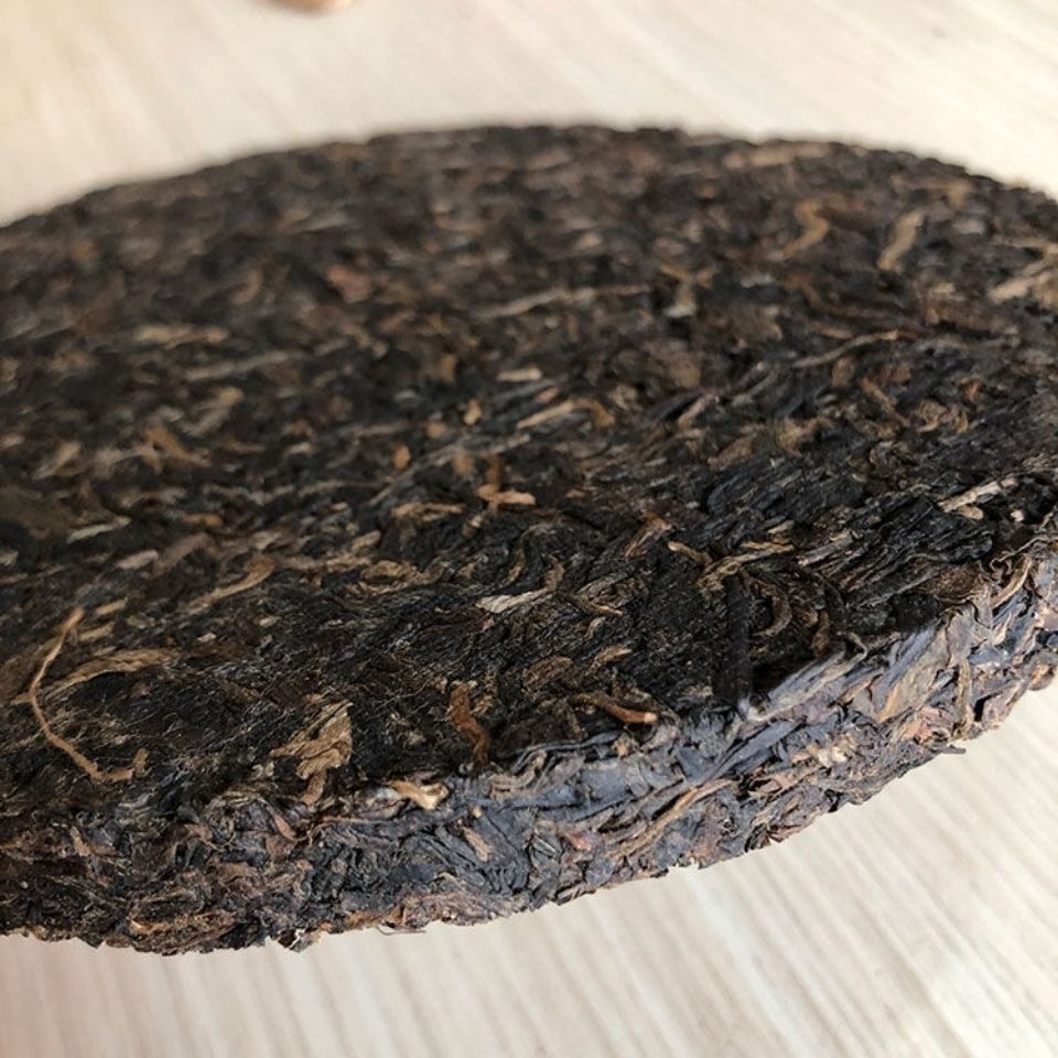 2007 CNNP Kunming Tea Factory 8281 Big Yellow Label Pu’er Iron Cake Tea 380g Raw