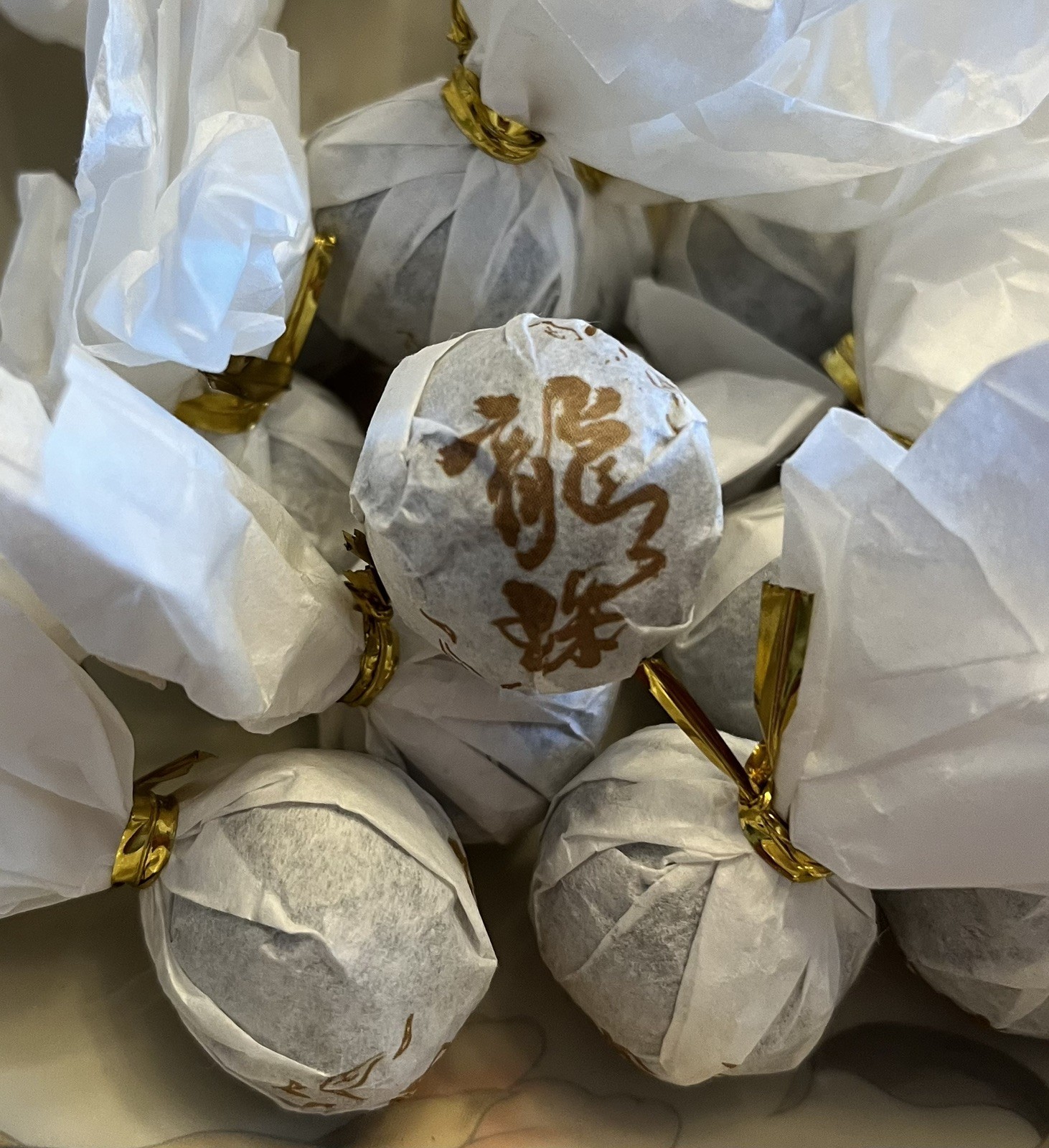 2021 Ripe Puerh Tea Long Zhu 160g 20 Pcs Yunnan Ancient Tree Tea 云南古树龙珠熟茶